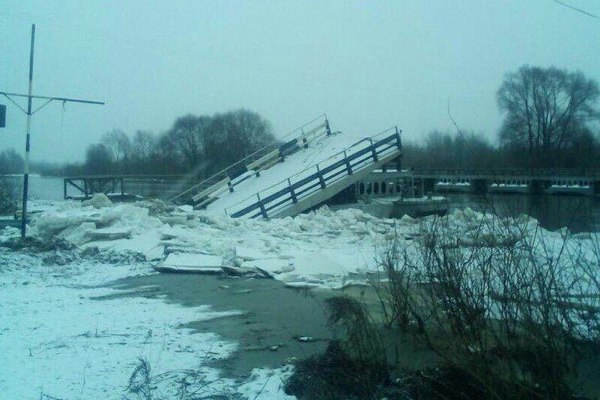 понтонный мост,река Клязьма,Вязники,Вязниковский район,Владимирская область,зимнее половодье,зимний разлив,