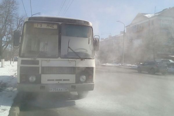 Загорелся автобус МЧС, который вёз журналистов в рейд по противопожарной безопасности