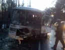 Смертельное лобовое столкновение автобуса и внедорожника. Фото и видео с места происшествия