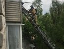 Пожар в пятиэтажном доме. Спасатели эвакуировали 10 человек