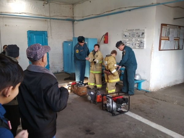 В фоминской пожарной части прошёл день открытых дверей