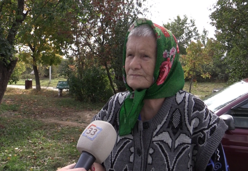 Приемная семья для пожилых людей: жительница деревни Осинки Ольга Маныч заботится о четырех стариках