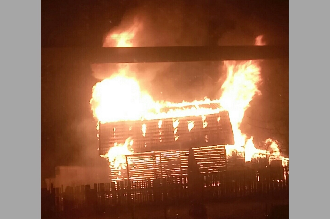 Утром в Вязниках сгорел дом
