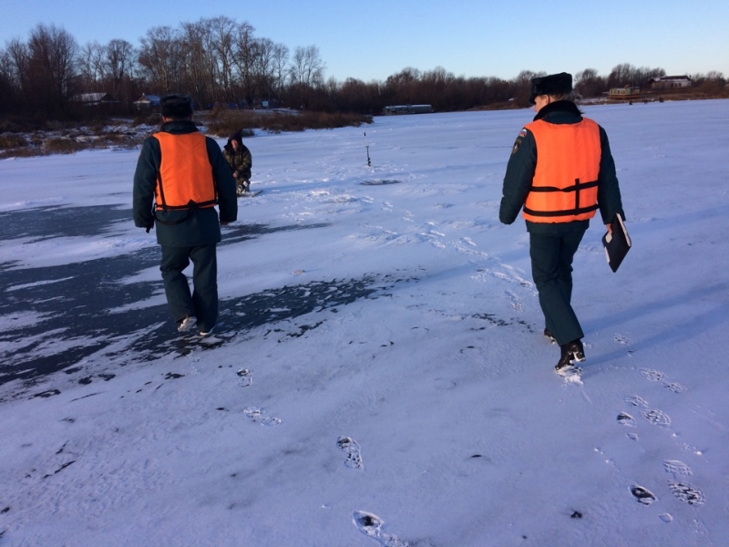 Вязниковские спасатели прошлись по льду
