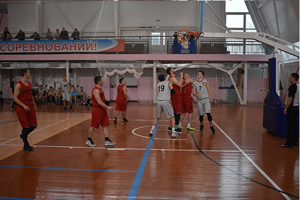 Вязниковские баскетболисты одержали первую победу в областном чемпионате