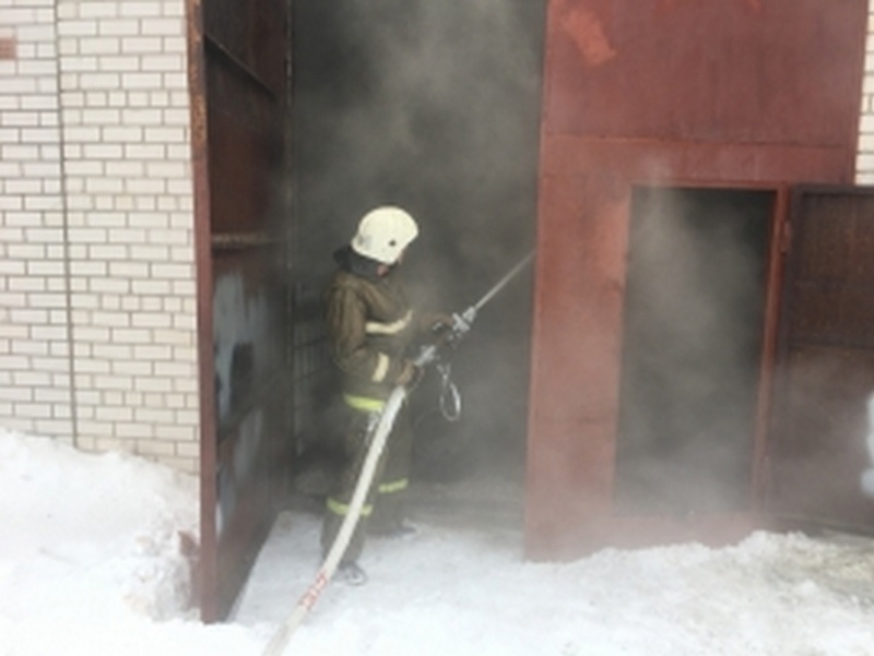 В Вязниковском районе сгорели гаражи