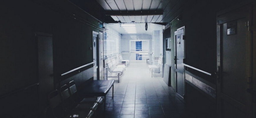 больничный ночной коридор,ночной коридор в больнице,ночь больница коридор,ночь больница,