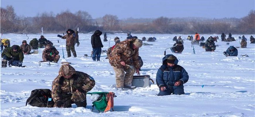 зимняя рыбалка,рыбалка на мормышку,Вязниковский район Исаевская плотина зимняя рыбалка,